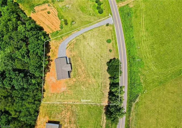 43rd image of 4963 Rhoney Rd, Connelly Springs, NC 28612 | MLS# 1225388