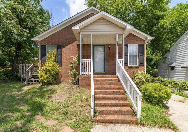 1st image of 807 Julian St, Greensboro, NC 27405 | MLS# 1225699