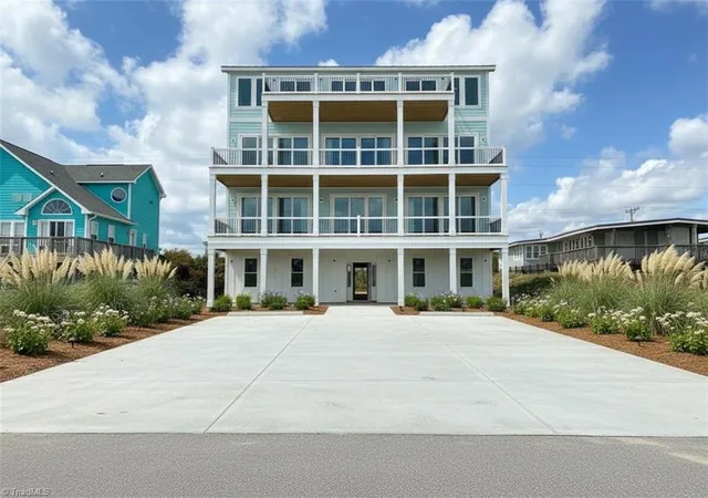 Single family home for sale at 404 Ocean Dr, Emerald Isle, NC 28594 | MLS# 1209222 | Listing updated on 2026-09-19