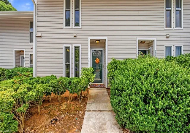 2nd image of 3755 Heathrow Dr, Winston Salem, NC 27127 | MLS# 1225425