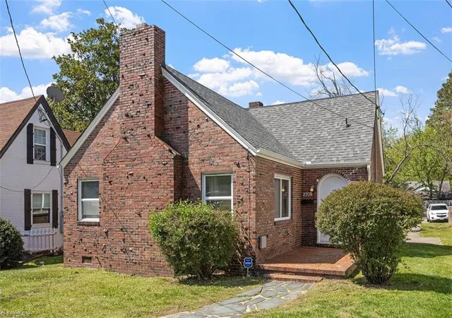2nd image of 2705 Roxboro St, Durham, NC 27704 | MLS# 1214481