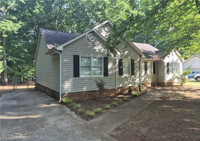 Homes for sale in Liberty, NC | 630 Logan Ln, Liberty, NC 27298 | MLS# 1223854