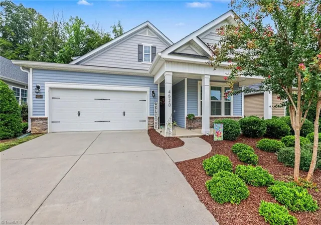 Photo 2 of Single family home for sale at 4520 Sapphire Ct, Clemmons, NC 27012 | MLS# 1229610 | Listing updated on 2026-09-08