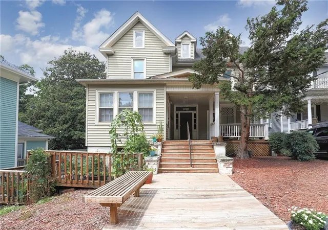 1st image of 1025 West End Blvd, Winston Salem, NC 27101 | MLS# 1229243