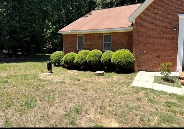 3rd image of 8001 Hillhaven Ct, Browns Summit, NC 27214 | MLS# 1227729