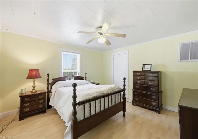 5th image of 410 W Lee St, Mebane, NC 27302 | MLS# 1228131