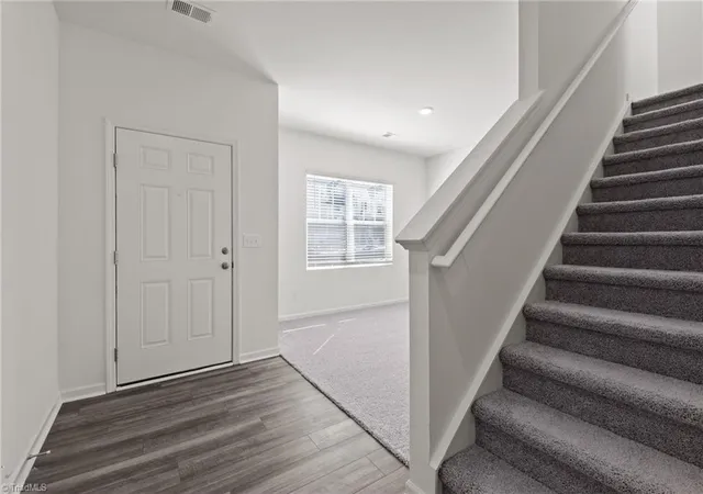 2nd image of 997 Riverbank Dr, Kernersville, NC 27284 | MLS# 1224461