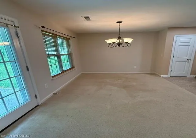 Photo 3 of Single family home for sale at 3623 Whitworth Dr, Greensboro, NC 27405 | MLS# 1226096 | Listing updated on 2026-08-08