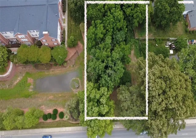 4th image of 516 College Rd, Greensboro, NC 27410 | MLS# 1223204