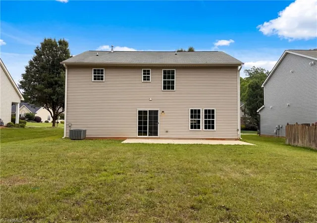 5th image of 5503 Hardie Farm Dr, Greensboro, NC 27405 | MLS# 1225855