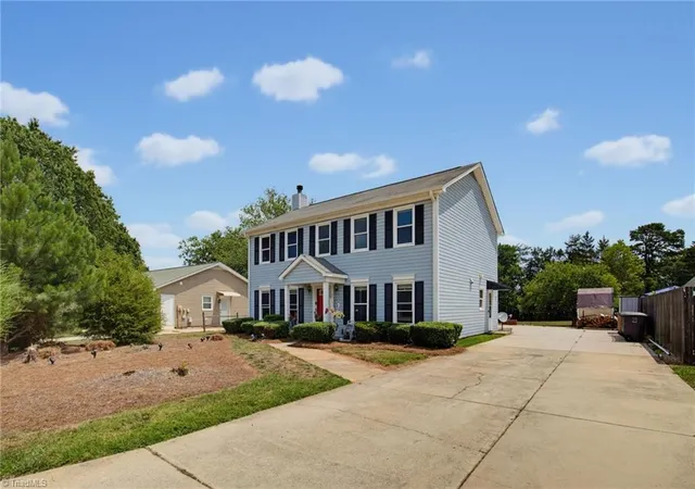 Photo 3 of Single family home for sale at 4808 Eagle Rock Rd, Greensboro, NC 27410 | MLS# 1227485 | Listing updated on 2026-09-23