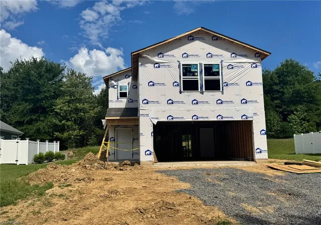 Photo 1 of Single family home for sale at 332 Poppy Ct, Eden, NC 27288 | MLS# 1226700 | Listing updated on 2026-09-11