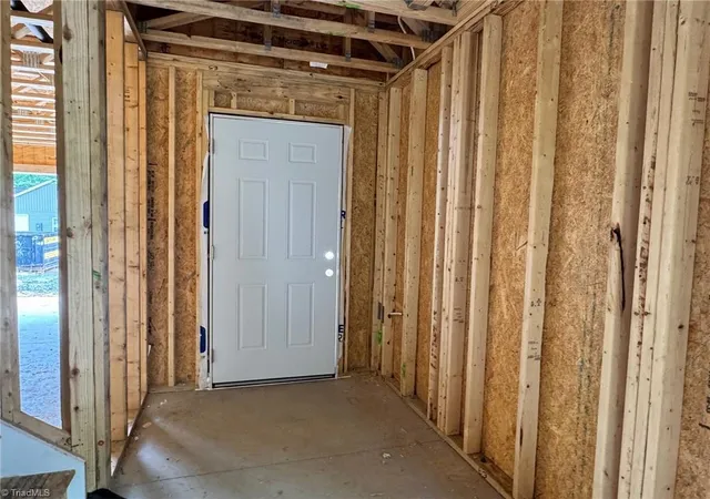 Photo 3 of Single family home for sale at 332 Poppy Ct, Eden, NC 27288 | MLS# 1226700 | Listing updated on 2026-09-11