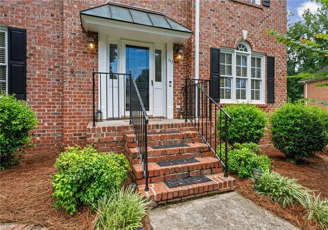 3rd image of 115 Whitley Mill Ct, Clemmons, NC 27012 | MLS# 1229844