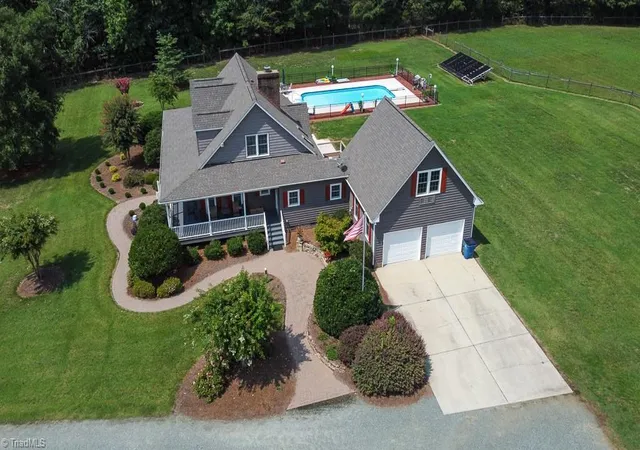 3rd image of 6967 Garrett Store Rd, Liberty, NC 27298 | MLS# 1230024