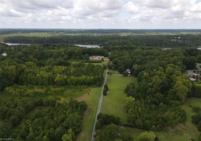2nd image of 0 Lake Hill Dr, Thomasville, NC 27360 | MLS# 1226996