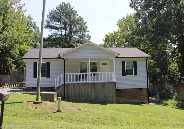 Photo 1 of Single family home for sale at 226 Cracklin Dr, Asheboro, NC 27203 | MLS# 1233356 | Listing updated on 2026-09-28