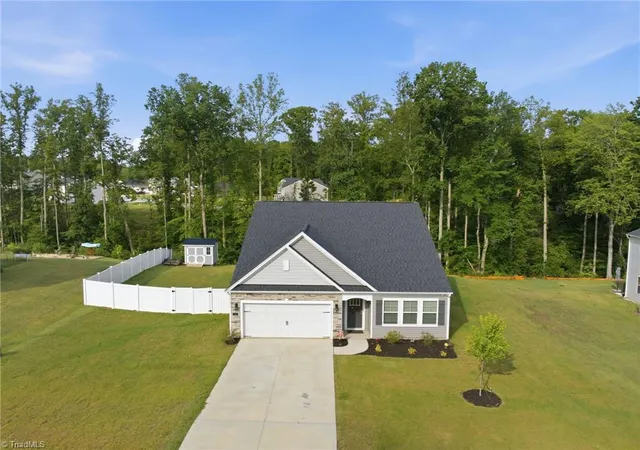 Photo 3 of Single family home for sale at 342 Willowbrooke Way, Stokesdale, NC 27357 | MLS# 1228228 | Listing updated on 2026-09-03
