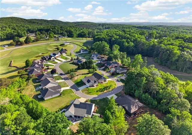 5th image of 2565 High Meadow Dr, Asheboro, NC 27205 | MLS# 1231818