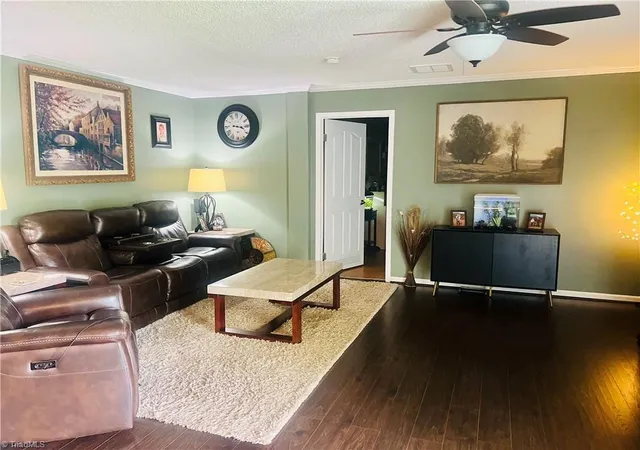 4th image of 124 Glenhaven Wy, Dobson, NC 27017 | MLS# 1231510