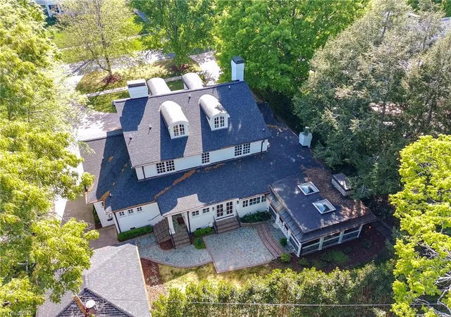 Photo 3 of Single family home for sale at 306 Meadowbrook Ter, Greensboro, NC 27408 | MLS# 1216603 | Listing updated on 2026-08-28
