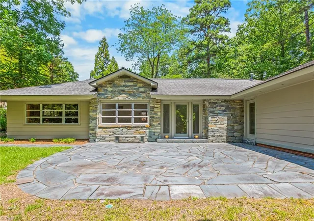 4th image of 1112 Ferndale Blvd, High Point, NC 27262 | MLS# 1226765