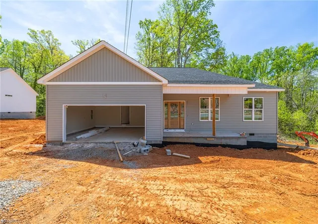 Homes for sale in Rural Hall, NC | 326 College St, Rural Hall, NC 27045 | MLS# 1215969