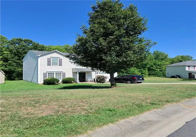 1st image of 626 Bentley Ln, Burlington, NC 27217 | MLS# 1227429