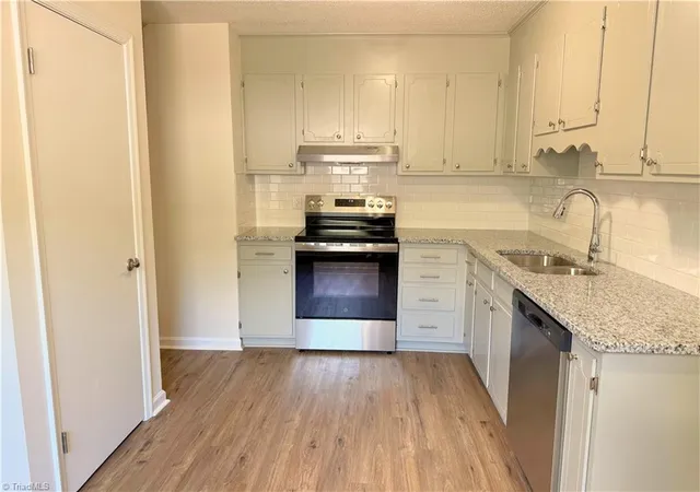 Photo 4 of Single family home for sale at 1653 Windsong Ct, Winston Salem, NC 27127 | MLS# 1188734 | Listing updated on 2026-10-07