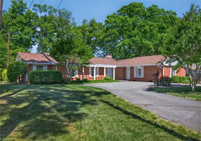 Photo 2 of Sale Pending at 236 Richmond Rd, Salisbury, NC 28144 | MLS# 1228465 | Listing updated on 2026-08-17