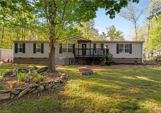 Homes for sale in Graham, NC | 5460 Thompson Mill Rd, Graham, NC 27253 | MLS# 1226688