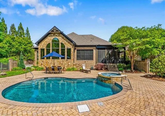 2nd image of 7313 Autumn Lake Dr, Summerfield, NC 27358 | MLS# 1222673