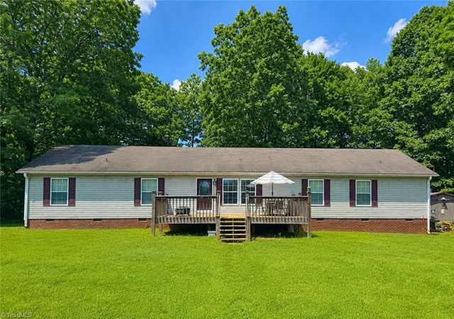 1st image of 219 Sidden St, Mount Airy, NC 27030 | MLS# 1229217