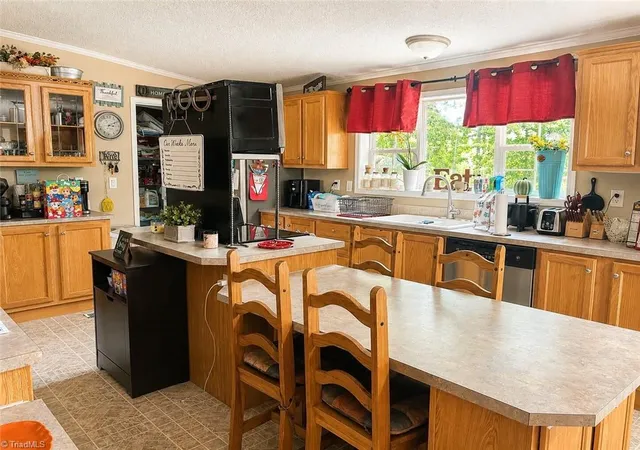 4th image of 219 Sidden St, Mount Airy, NC 27030 | MLS# 1229217