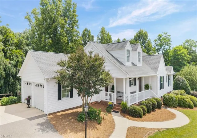 Homes for sale in Mount Airy, NC | 2022 Mcbride Rd, Mount Airy, NC 27030 | MLS# 1224863