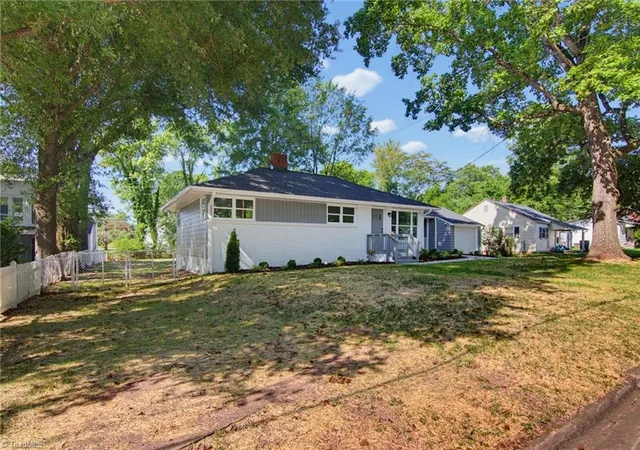 2nd image of 901 W Main St, Mayodan, NC 27027 | MLS# 1227849