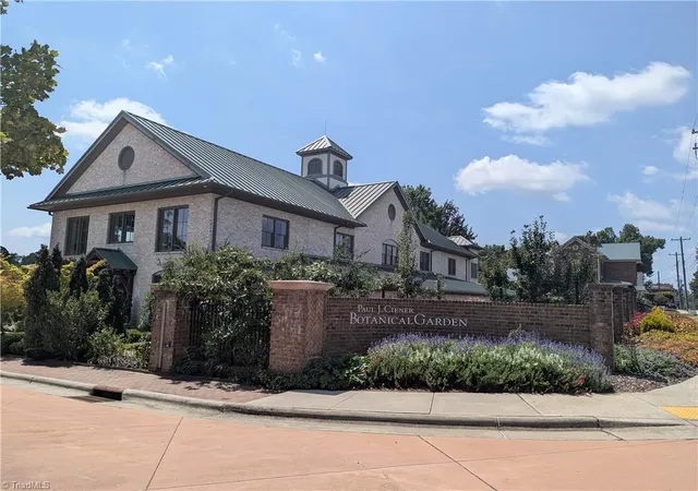 Photo 3 of Sale Pending at 9234 Stoney River Ln, Kernersville, NC 27284 | MLS# 1233744 | Listing updated on 2026-08-27