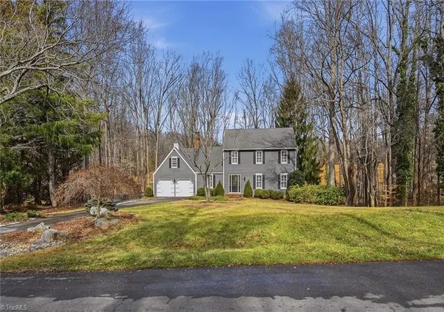 3rd image of 4938 Hackamore Rd, Greensboro, NC 27410 | MLS# 1223004