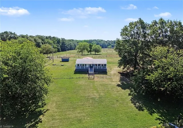 3rd image of 812 Forest Hills School Rd N, Marshville, NC 28103 | MLS# 1227257