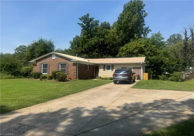 2nd image of 607 Oneill St, High Point, NC 27260 | MLS# 1231672