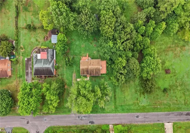 40th image of 211 Yorktown Rd, Kernersville, NC 27284 | MLS# 1231305