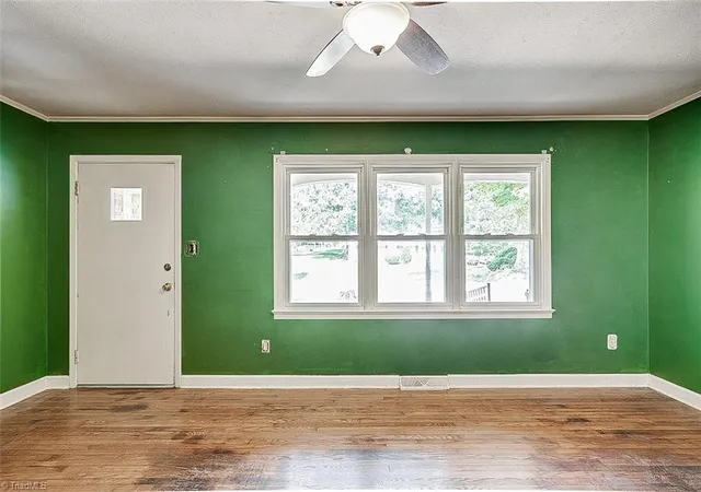Photo 4 of Sale Pending at 1651 Arrow Wood Rd, Asheboro, NC 27205 | MLS# 1231201 | Listing updated on 2026-10-08