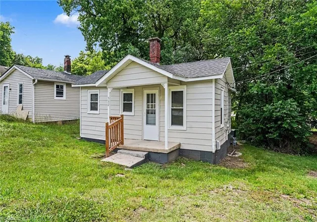 4th image of 532 Cranbrook St, Greensboro, NC 27407 | MLS# 1222595