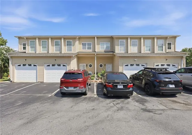 1st image of 307 Skiles Heights #J, Thomasville, NC 27360 | MLS# 1231103