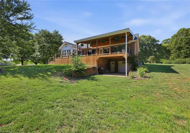 Homes for sale in King, NC | 113 Kiser Rd, King, NC 27021 | MLS# 1226147