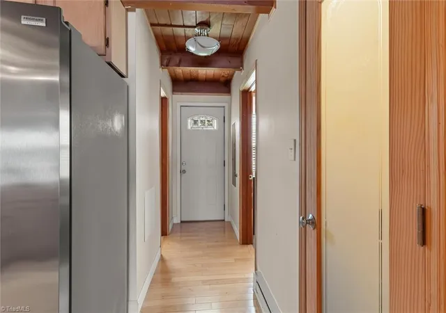 Photo 4 of Single family home for sale at 1206 Riverview Rd Ext, Lexington, NC 27292 | MLS# 1229361 | Listing updated on 2026-08-28