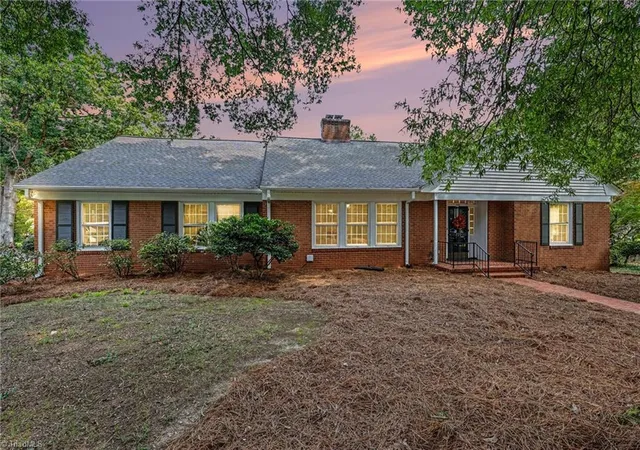 Photo 1 of Single family home for sale at 720 Oakmont Dr, Asheboro, NC 27205 | MLS# 1233414 | Listing updated on 2026-08-27