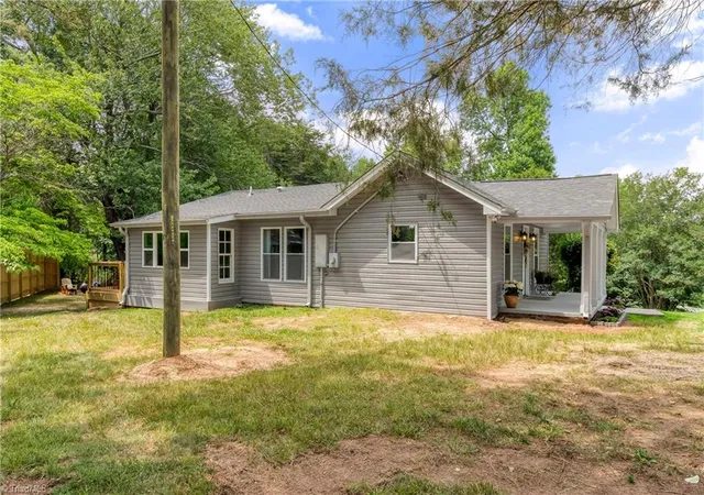 20th image of 307 Wayside Dr, Winston Salem, NC 27107 | MLS# 1224335