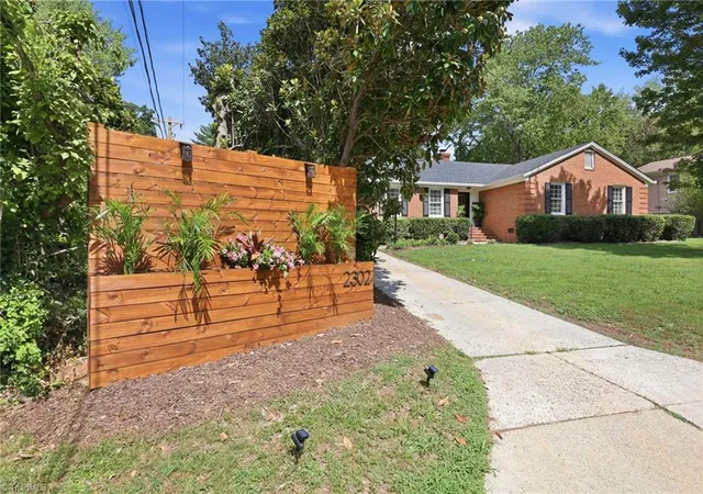 38th image of 2302 Hathaway Dr, Greensboro, NC 27408 | MLS# 1231823