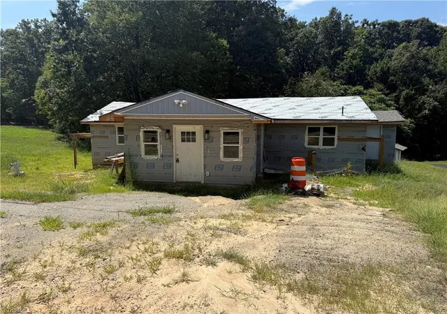 23rd image of 6910 Dennis Rd, Walnut Cove, NC 27052 | MLS# 1233145